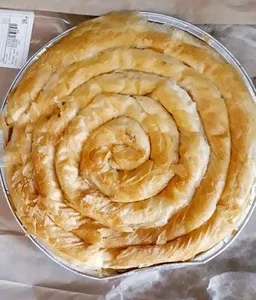 вита баница със сирене и извара