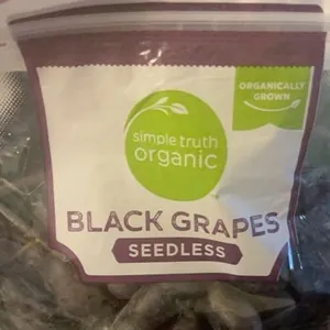 Bkack grapes seedless
