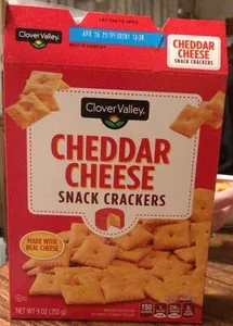 Cheeder cheese snack crackers