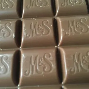 Milk chocolate bar