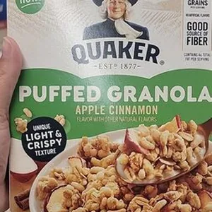 Puffed granola Apple cinnamon