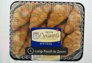 Bakery petite croissants