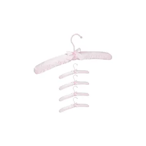 Klädhängare i satin