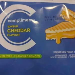 Cheddar flavour thin slice processed cheese