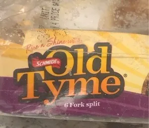 Cinnamon raisin muffins