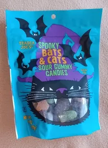 Spooky Bats & Cats sour gummy candies