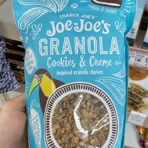 Joe-Joes Cookies & Creme Granola