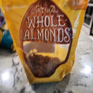 members mark natural whole almonds