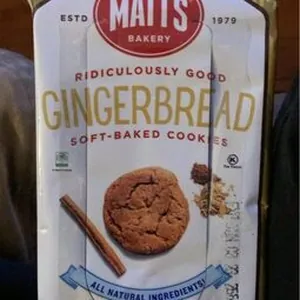 Gingerbread soft-baked cookies