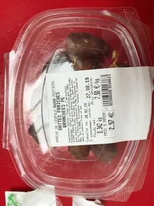 Dattes fraiches branchees