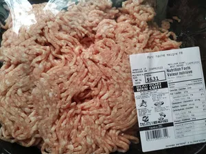 Lean ground porc meat