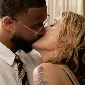 Anouk: Deena & Jim (White/Ltd)