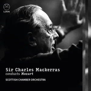 Mozart W A: Sir Charles Mackerras Conducts Moza