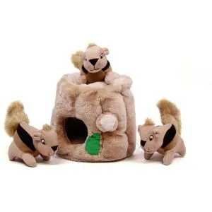 Outward Hound Hide A Squirrel M