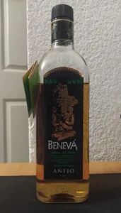 Mezcal Beneva añejo