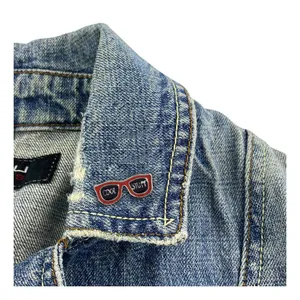 Emaljpin, 2.5 cm - Solglasögon