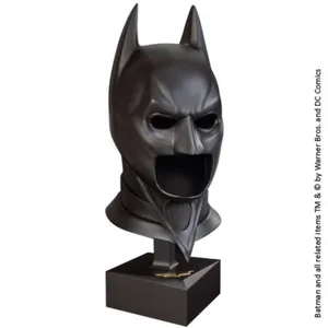 Dc Comics: Dark Knight Full Size Display Cowl