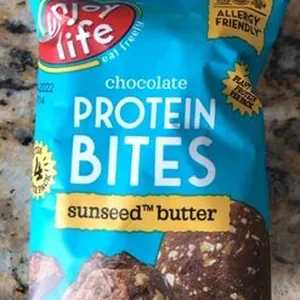 Chocolate Protein Bites