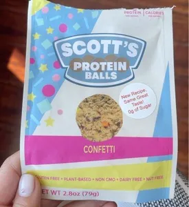 SCOTTS PROTEIN BALLS