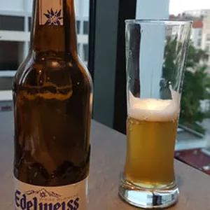 Edelweiss l'originale blanche aux saveurs douces et fruitées des Alpes