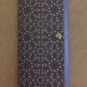 Chocolat au lait aux noisettes caramélisées