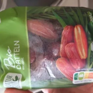 Bio Datteln getrocknet