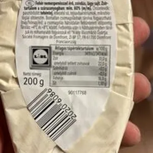 Camambert Le Crémeux Authentic French Soft Cheese classic