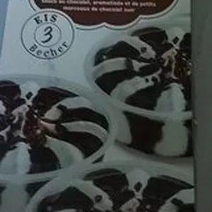 Stracciatella eis becher