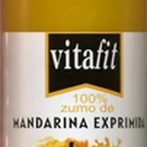 Zumo de mandarina exprimida refrigerado