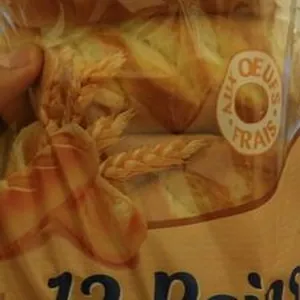 12 Pains au Lait