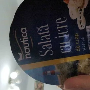 Salata cu icre de crap si ceapa