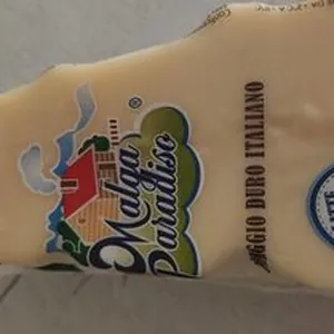 Formaggio italiano duro