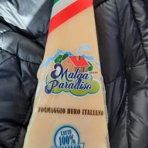 Formaggio duro italiano
