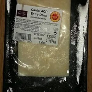 Cantal AOP Entre deux