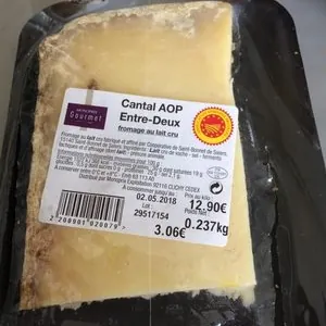 Cantal AOP Entre-Deux