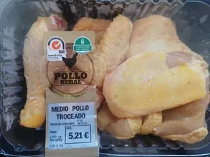Pollo rural nutrave