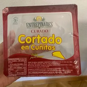 Queso Curado cortado en cuñitas