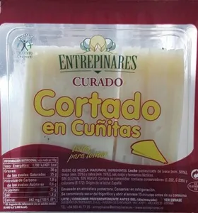 Curado cortado en cuñitas