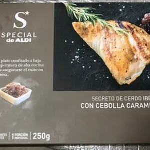 Secreto de cerdo iberico con cebolla caramelizada