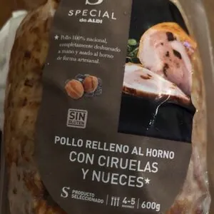 Pollo relleno al horno con ciruelas y nueces