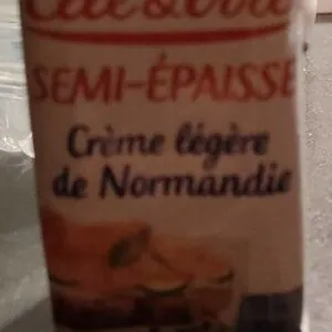 Crème semi-épaisse
