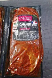 Filet De Canard Marinée Au Piment D'espelette