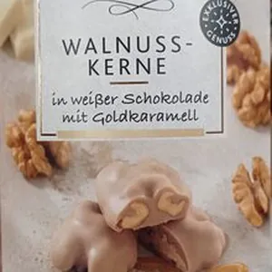 Walnusskern in weisser Schokolade