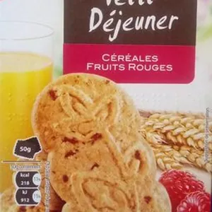 Biscuit petit déjeuner céréales et fruits rouges