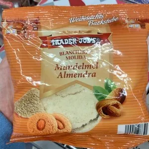 Trader Joes Blanchierte gemahlene Mandeln