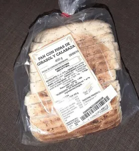 Pan con pipas de girasol y calabaza