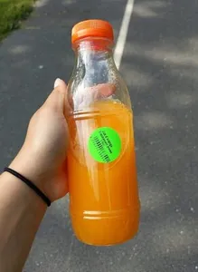Jus d'orange fraîchement pressé