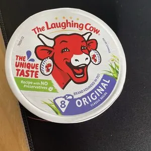 Creamy spreadable cheese