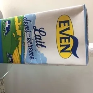 Lait demi-écrémé uht
