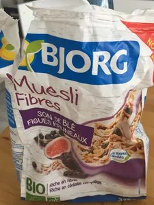 Muesli fibres son de blé figues pruneaux